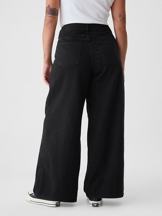 Jeans larghi ultra morbidi a vita media Jeans larghi ultra morbidi a vita media