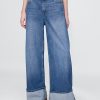 Jeans larghi ultra morbidi a vita media con risvolto Jeans larghi ultra morbidi a vita media con risvolto