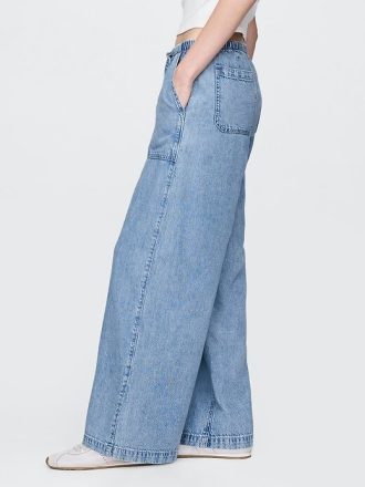 Jeans larghi ultra morbidi e facili da indossare a vita media
