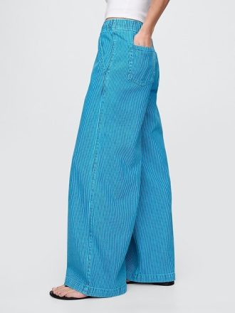 Jeans larghi ultra morbidi e facili da indossare a vita media