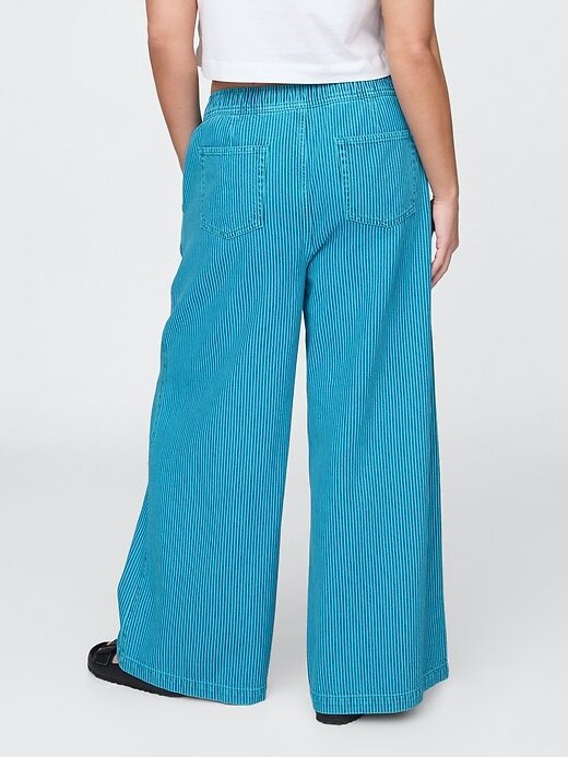 Jeans larghi ultra morbidi e facili da indossare a vita media Jeans larghi ultra morbidi e facili da indossare a vita media