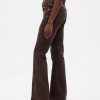 Jeans lunghi e attillati a vita bassa Jeans lunghi e attillati a vita bassa