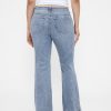 Jeans lunghi e attillati a vita bassa Jeans lunghi e attillati a vita bassa