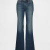 Jeans lunghi e attillati a vita bassa Jeans lunghi e attillati a vita bassa