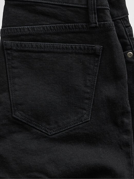 Jeans lunghi e attillati a vita bassa Jeans lunghi e attillati a vita bassa