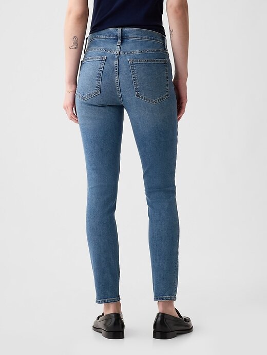Jeans skinny a vita media Jeans skinny a vita media