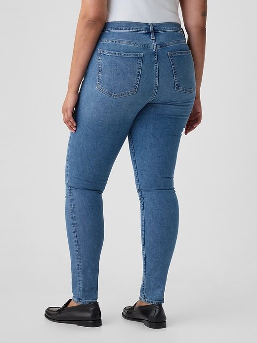 Jeans skinny a vita media Jeans skinny a vita media