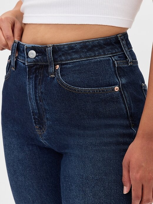 Jeans slim dritti a vita alta anni ’90 Jeans slim dritti a vita alta anni ’90