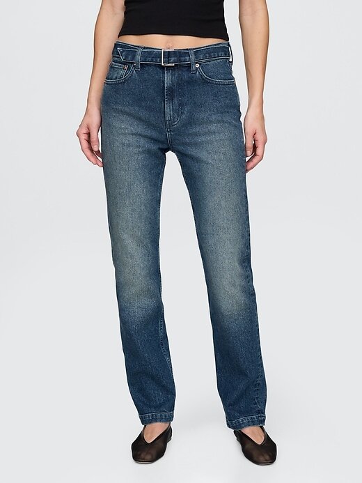 Jeans slim dritti a vita alta con cintura anni ’90 Jeans slim dritti a vita alta con cintura anni ’90