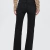 Jeans slim dritti a vita alta con spacchi in stile anni ’90 Jeans slim dritti a vita alta con spacchi in stile anni ’90
