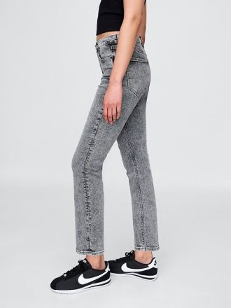 Jeans slim vintage a vita alta