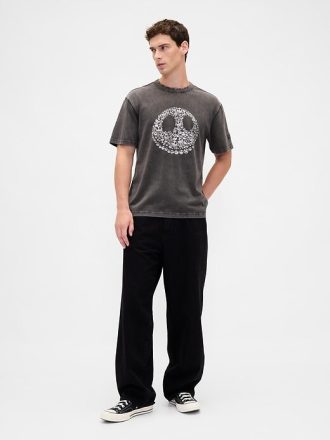 Maglietta Gap × Disney con teschio The Nightmare Before Christmas di Tim Burton