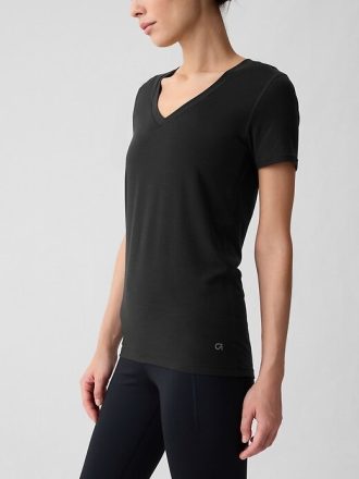 Maglietta GapFit Breathe con scollo a V