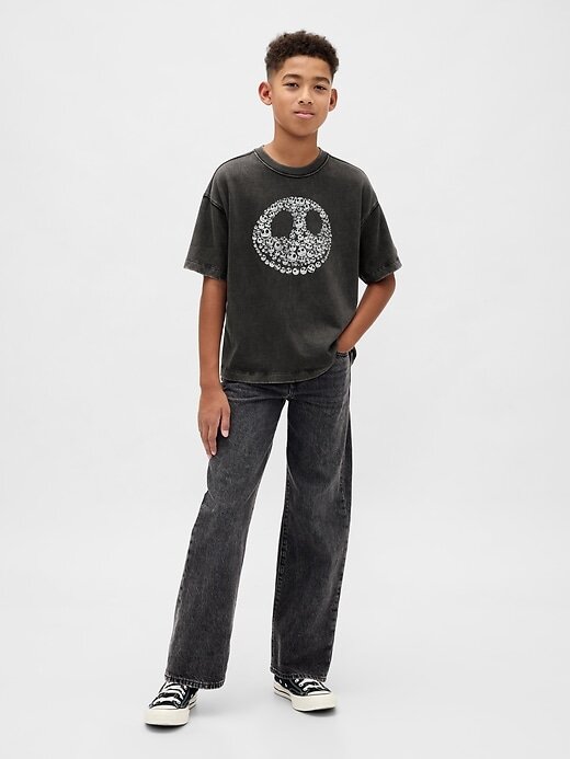 Maglietta per bambini Gap × Disney The Nightmare Before Christmas di Tim Burton con teschio Maglietta per bambini Gap × Disney The Nightmare Before Christmas di Tim Burton con teschio