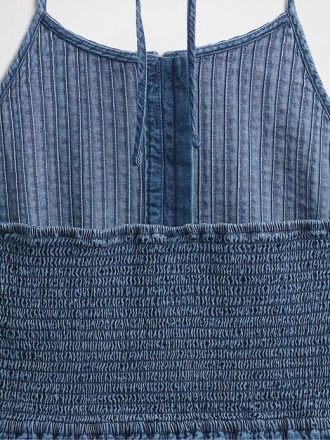 Mini abito con pieghe in denim e collo all’americana