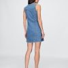 Mini abito in denim con scollo a V