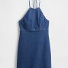 Mini abito in denim con scollo all’americana Mini abito in denim con scollo all’americana