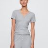 Mini maglia Henley a costine Mini maglia Henley a costine