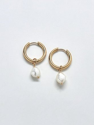 Orecchini Huggie con perla singola in oro