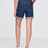 Pantaloncini da ragazza in denim a vita media da 5″ Pantaloncini da ragazza in denim a vita media da 5″