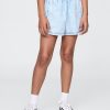 Pantaloncini in denim facili per bambini Pantaloncini in denim facili per bambini