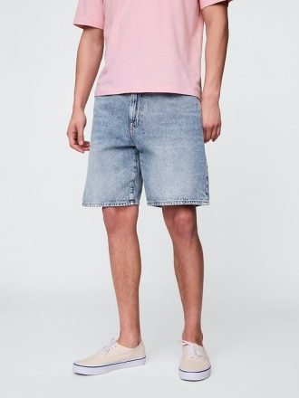 Pantaloncini larghi in denim anni ’90