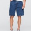Pantaloncini larghi in denim anni ’90 Pantaloncini larghi in denim anni ’90