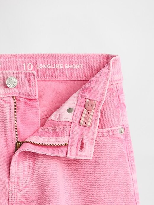 Pantaloncini lunghi in denim a vita media per bambini Pantaloncini lunghi in denim a vita media per bambini