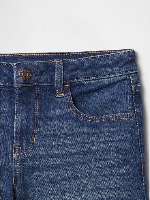 Pantaloncini midi in denim per bambini Pantaloncini midi in denim per bambini