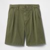 Pantaloncini plissettati color cachi Pantaloncini plissettati color cachi