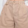 Pantaloncini plissettati in twill a vita media da 6″