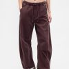 Pantaloni a ferro di cavallo in twill a vita media Pantaloni a ferro di cavallo in twill a vita media