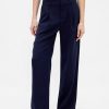 Pantaloni a gamba larga con pieghe a vita bassa 365 Pantaloni a gamba larga con pieghe a vita bassa 365