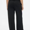 Pantaloni a gamba larga con pieghe a vita bassa 365 Pantaloni a gamba larga con pieghe a vita bassa 365