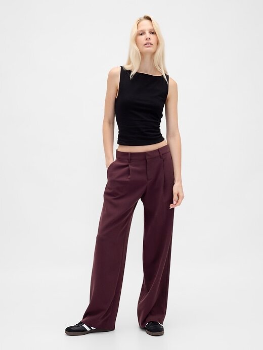 Pantaloni a gamba larga con pieghe a vita bassa 365 Pantaloni a gamba larga con pieghe a vita bassa 365