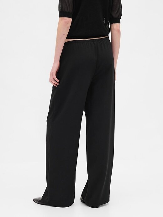 Pantaloni a gamba larga facili Pantaloni a gamba larga facili