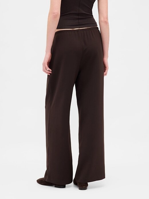Pantaloni a gamba larga facili Pantaloni a gamba larga facili