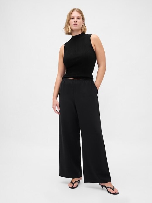 Pantaloni a gamba larga facili Pantaloni a gamba larga facili