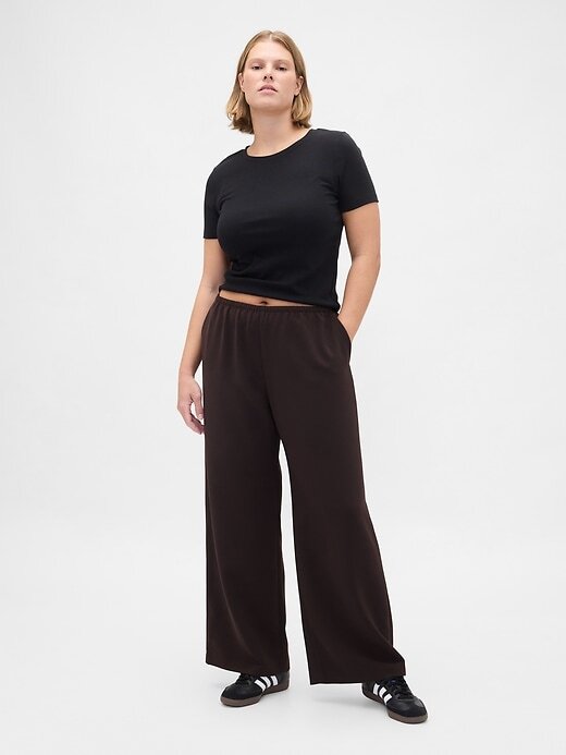 Pantaloni a gamba larga facili Pantaloni a gamba larga facili