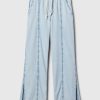 Pantaloni a gamba larga in denim Pantaloni a gamba larga in denim