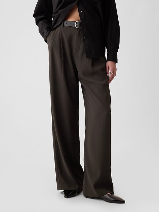 Pantaloni a pieghe a vita alta 365 Pantaloni a pieghe a vita alta 365