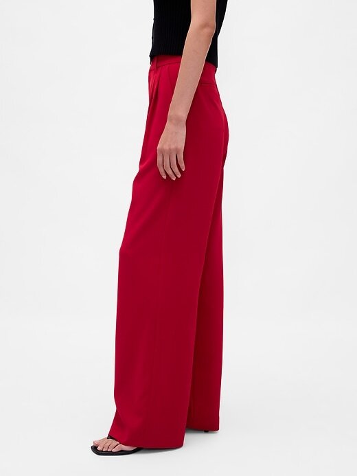 Pantaloni a pieghe a vita alta 365 Pantaloni a pieghe a vita alta 365