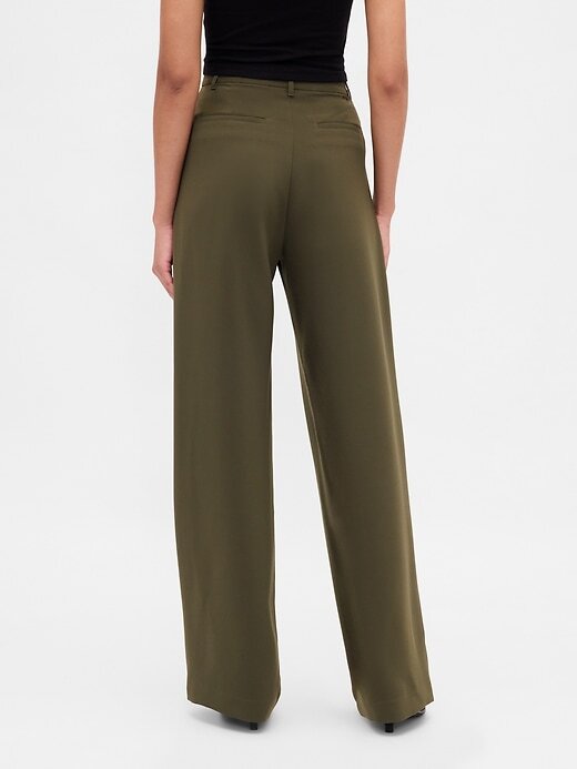 Pantaloni a pieghe a vita alta 365 Pantaloni a pieghe a vita alta 365