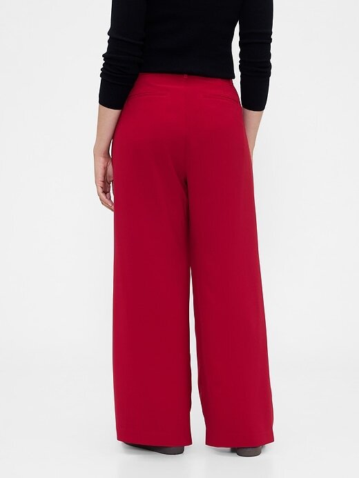 Pantaloni a pieghe a vita alta 365 Pantaloni a pieghe a vita alta 365