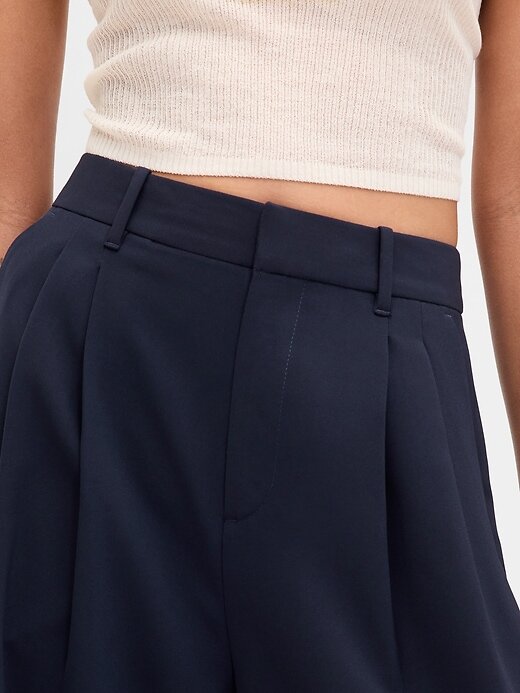 Pantaloni a pieghe a vita alta 365 Pantaloni a pieghe a vita alta 365