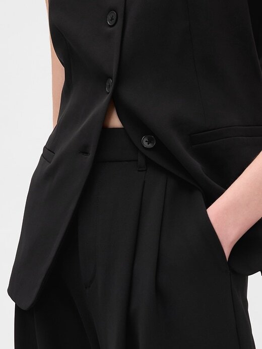 Pantaloni a pieghe a vita alta 365 Pantaloni a pieghe a vita alta 365