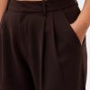 Pantaloni a pieghe a vita alta Curvy 365 Pantaloni a pieghe a vita alta Curvy 365