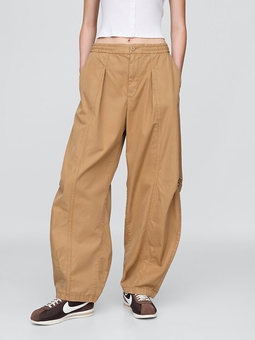 Pantaloni a vita media in twill Pantaloni a vita media in twill