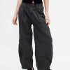 Pantaloni a vita media in twill Pantaloni a vita media in twill