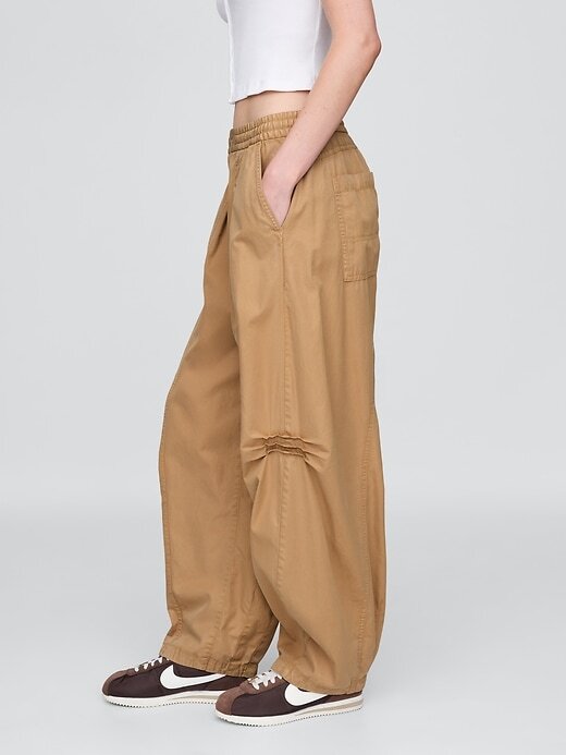 Pantaloni a vita media in twill Pantaloni a vita media in twill